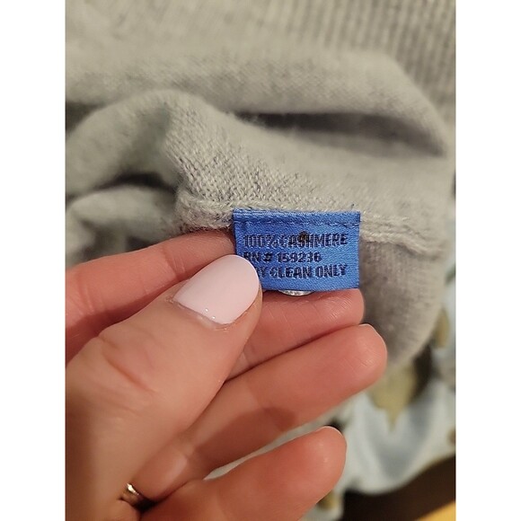 J. Mclaughlin 100% Cashmere Cardigan Sweater Long Sleeve V-Neck Gray S Capsule - Picture 6 of 7